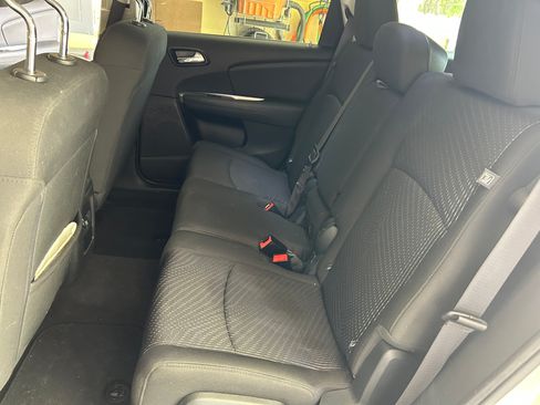 Used 2017 Dodge Journey Crossroad AWD/4WD image 10