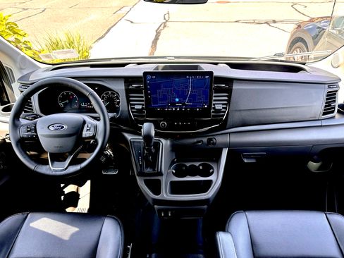 Used 2023 Ford Transit 350 XLT RWD image 6