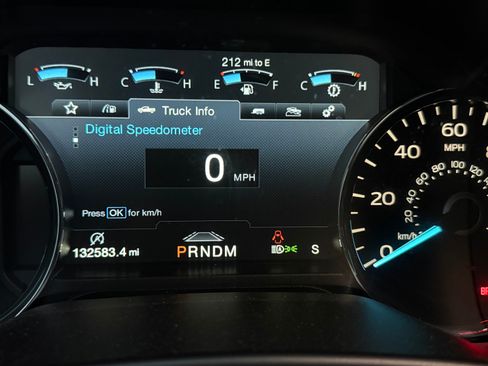 Used 2019 Ford F150 Platinum w/ Equipment Group 701A Luxury image 6