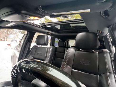 Used 2015 Jeep Grand Cherokee Overland image 11