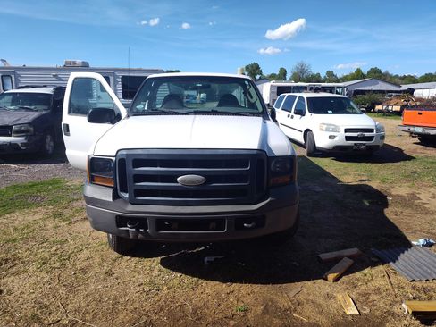 Used 2007 Ford F250 XLT image 6