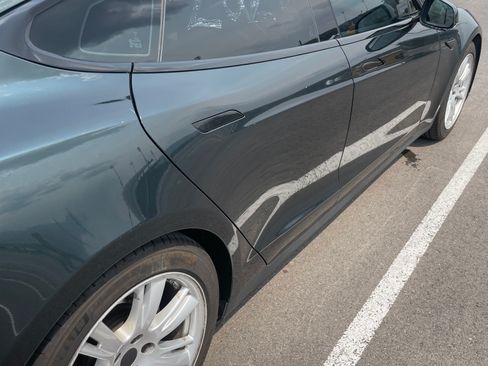 Used 2013 Tesla Model S Performance RWD image 4