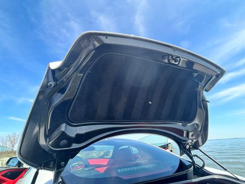 Used 2014 Aston Martin Vanquish Coupe image 21