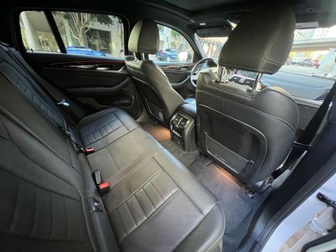 Used 2019 BMW X4 xDrive30i w/ Convenience Package image 16