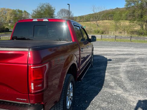 Used 2015 Ford F150 XLT w/ Equipment Group 302A Luxury image 28