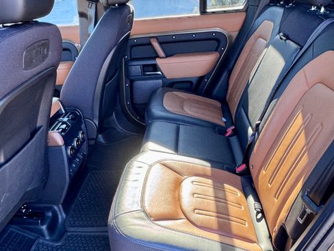 Used 2021 Land Rover Defender 110 X image 22