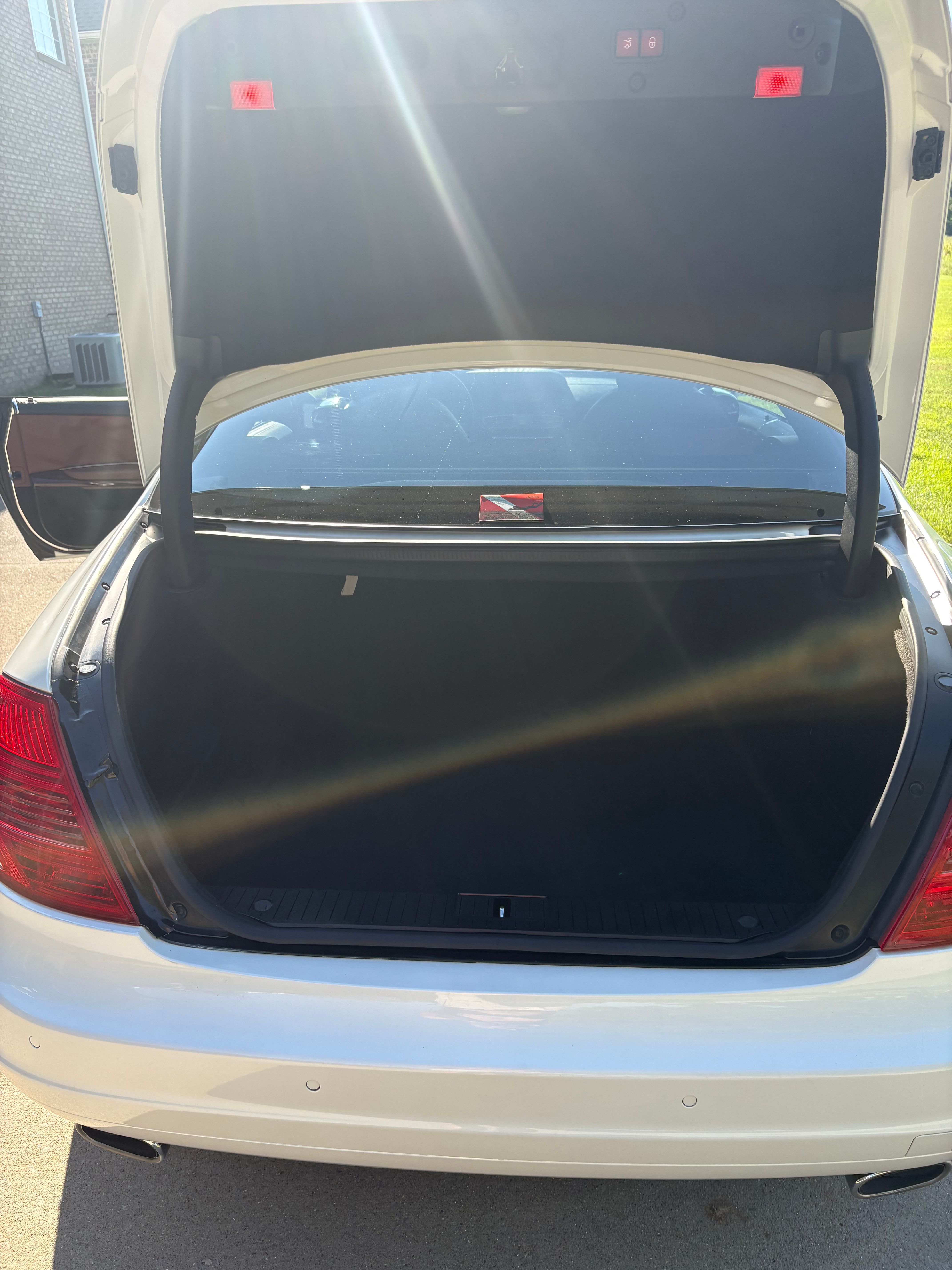 Used 2010 Mercedes-Benz CL 550 4MATIC image 10