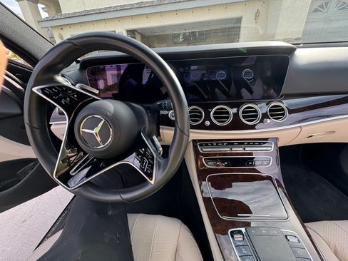 Used 2022 Mercedes-Benz E 350 Sedan image 14