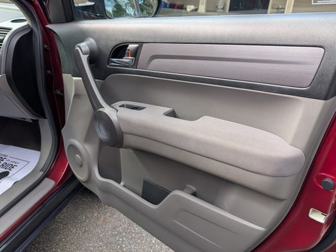 Used 2009 Honda CR-V LX image 6