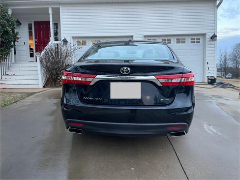 Used 2013 Toyota Avalon XLE Touring image 5