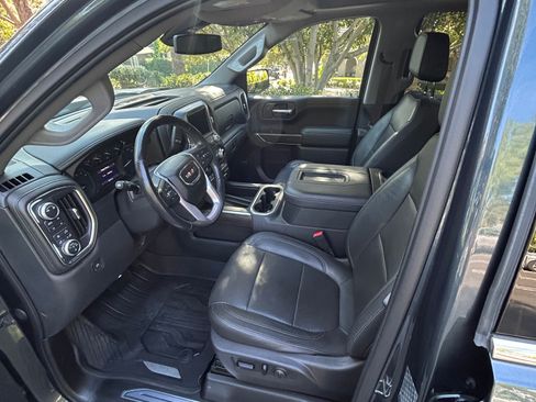 Used 2019 GMC Sierra 1500 SLT w/ SLT Premium Plus Package image 9
