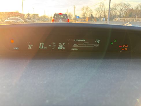 Used 2010 Toyota Prius Five image 21