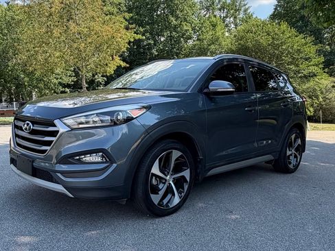 Used 2017 Hyundai Tucson Sport FWD image 1
