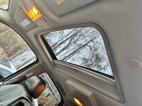 Used 2008 Chevrolet Tahoe 2WD Hybrid image 13