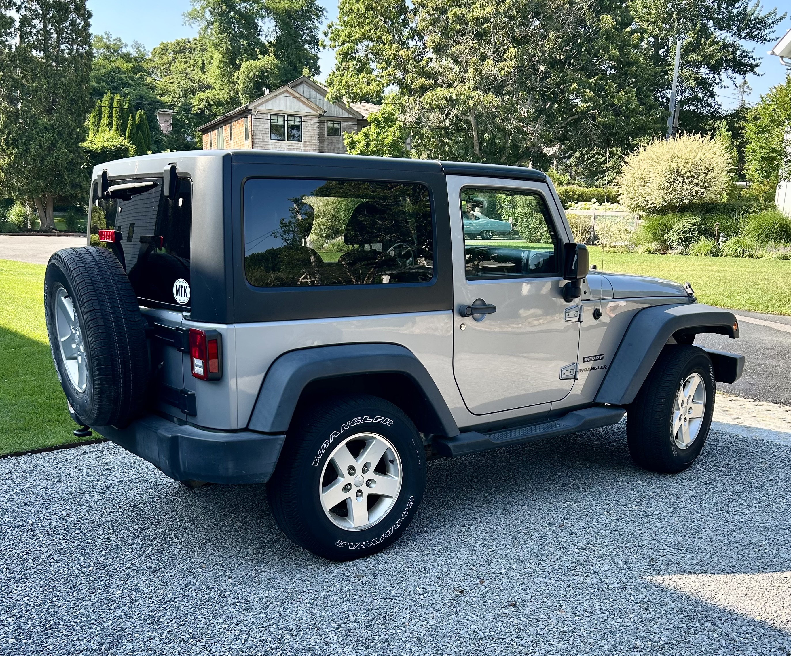 Used 2015 Jeep Wrangler Sport w/ Quick Order Package 24S AWD/4WD image 4