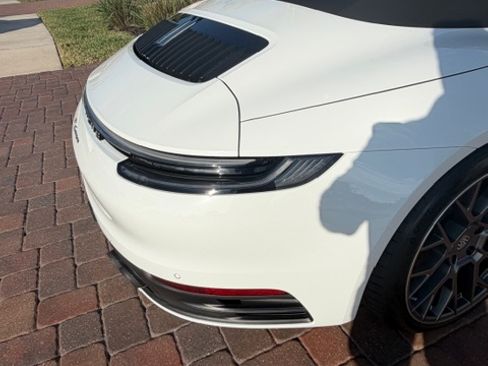 Used 2022 Porsche 911 Carrera image 10