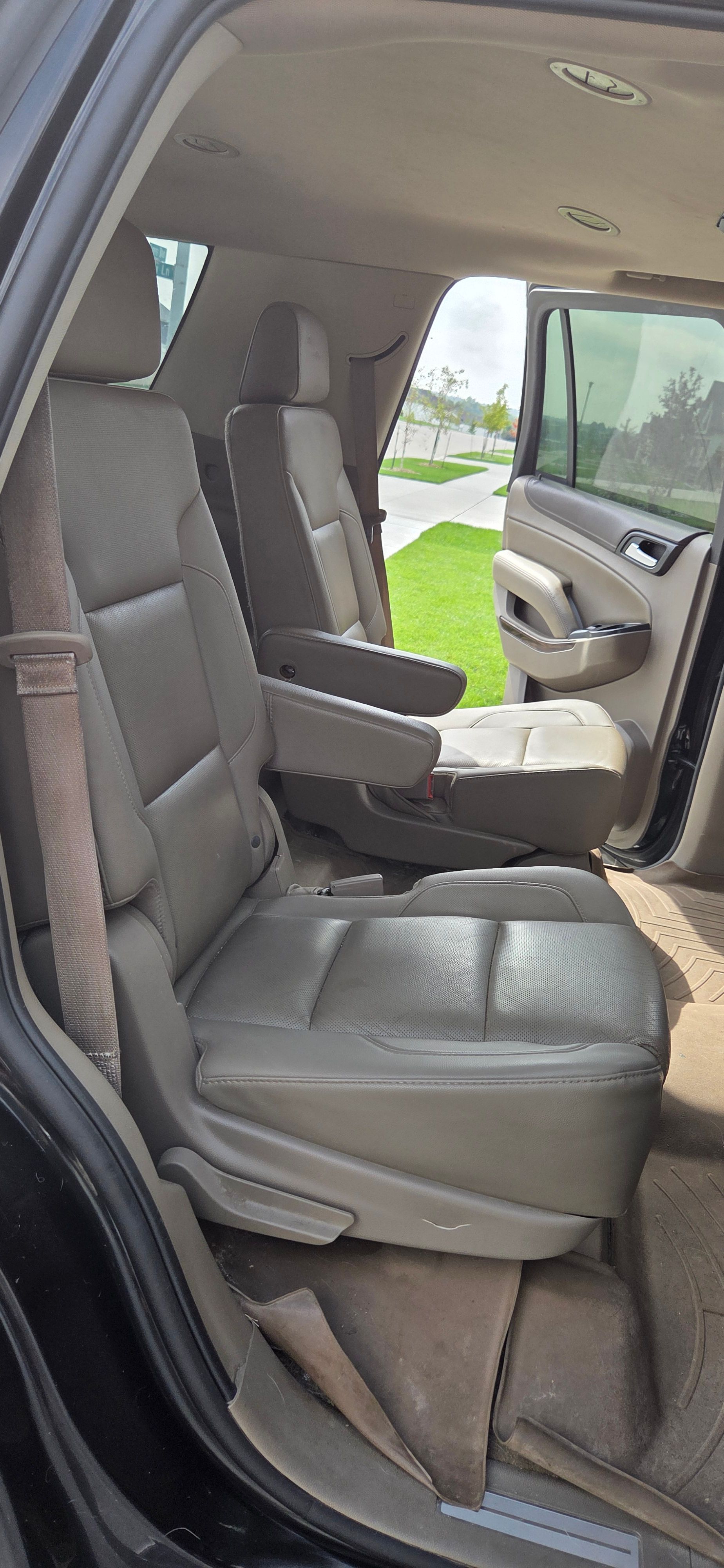 Used 2015 GMC Yukon SLT w/ Open Road Package AWD/4WD image 18