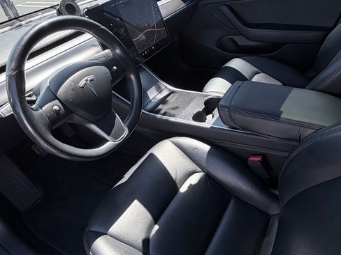 Used 2019 Tesla Model 3 RWD image 8