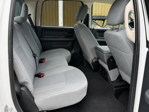 Used 2014 RAM 1500 Express AWD/4WD image 11