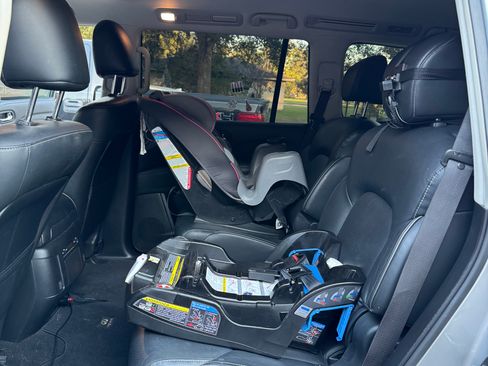 Used 2019 INFINITI QX80 Luxe w/ Proassist Package image 4