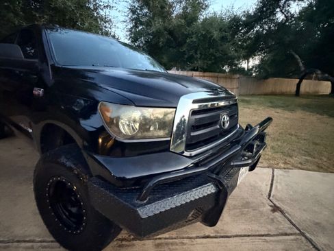 Used 2012 Toyota Tundra 4x4 CrewMax w/ Tow Pkg image 18