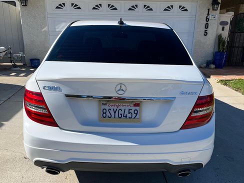 Used 2013 Mercedes-Benz C 300 4MATIC Sedan image 5