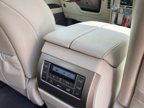 Used 2012 Lexus GX 460 Premium AWD/4WD image 23