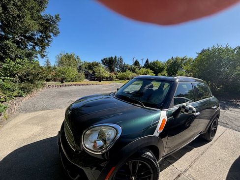 Used 2014 MINI Cooper Countryman image 8