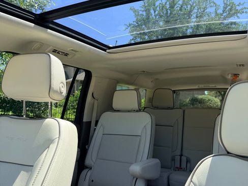 Used 2024 GMC Yukon XL Denali w/ Max Trailering Package AWD/4WD image 2