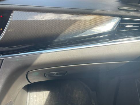 Used 2023 Cadillac XT6 Sport w/ LPO, ONYX Package image 15