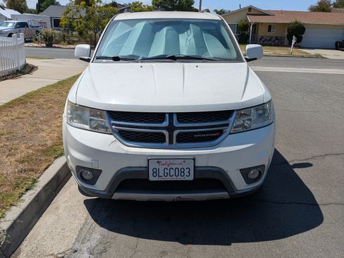 Used 2013 Dodge Journey SXT w/ Flexible Seating Group image 1