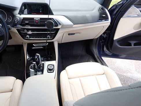 Used 2018 BMW X3 xDrive30i image 4