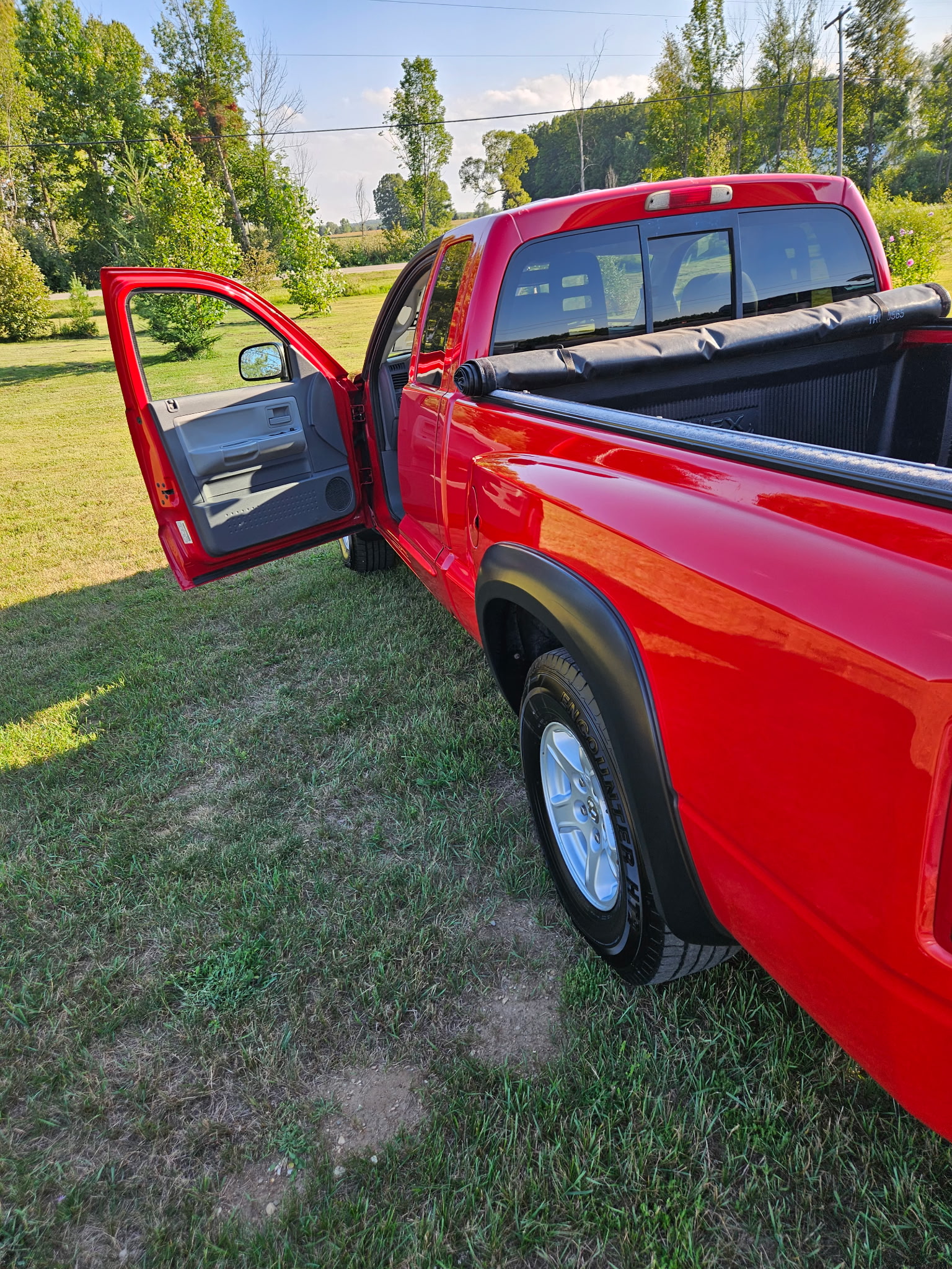Used 2005 Dodge Dakota SLT AWD/4WD image 8