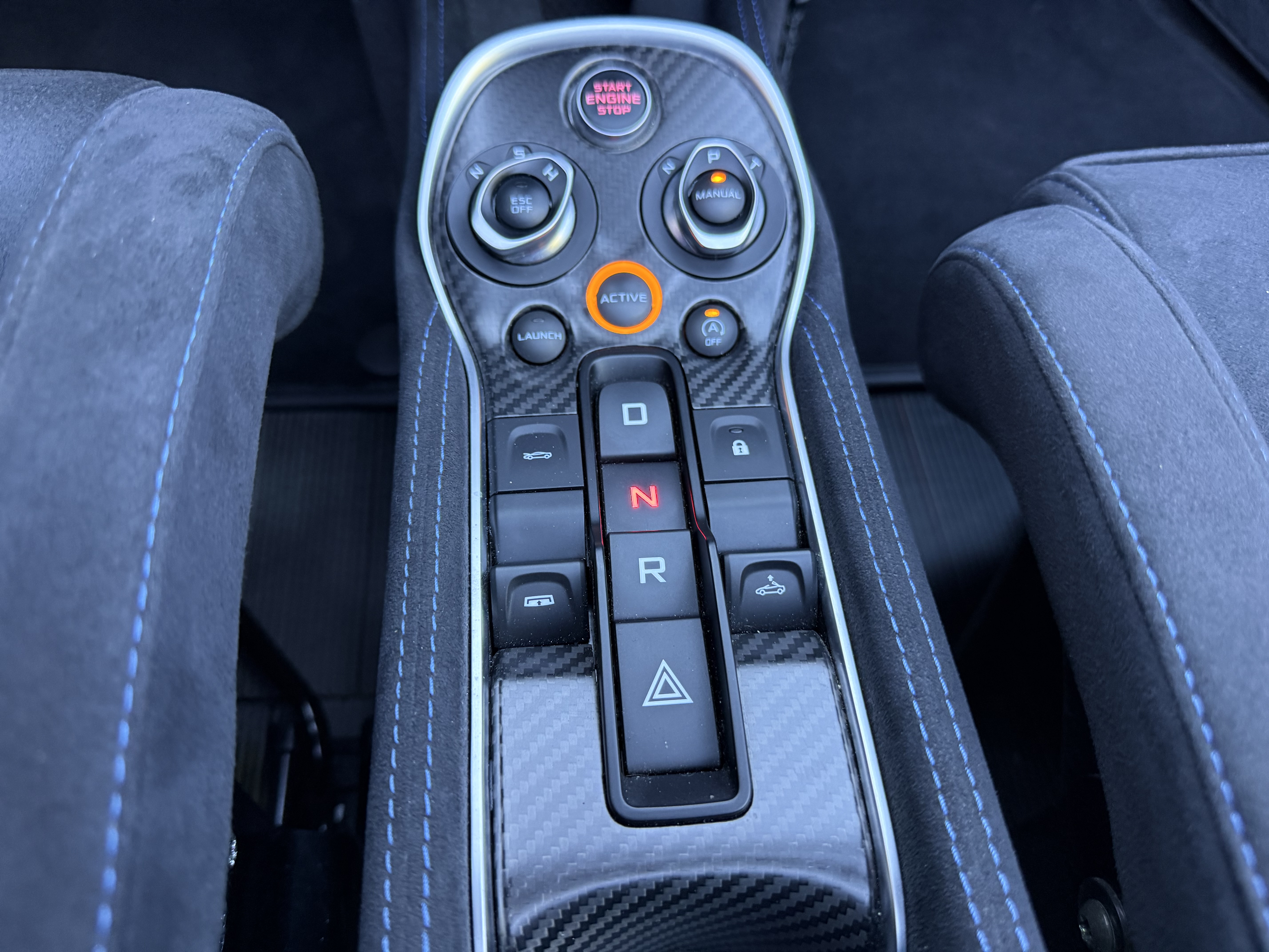 Used 2020 McLaren 600LT Spider RWD image 27