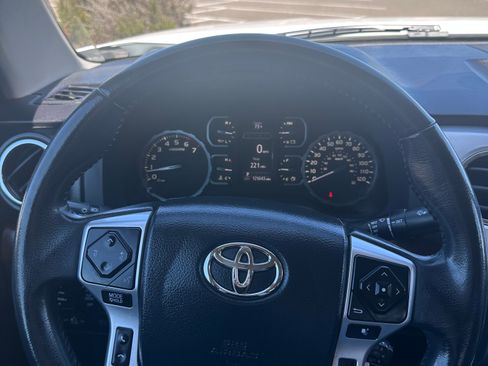 Used 2019 Toyota Tundra Limited w/ Limited Premium Package AWD/4WD image 27
