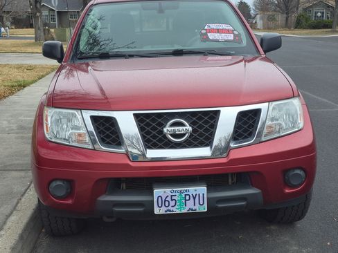 Used 2019 Nissan Frontier SV image 4