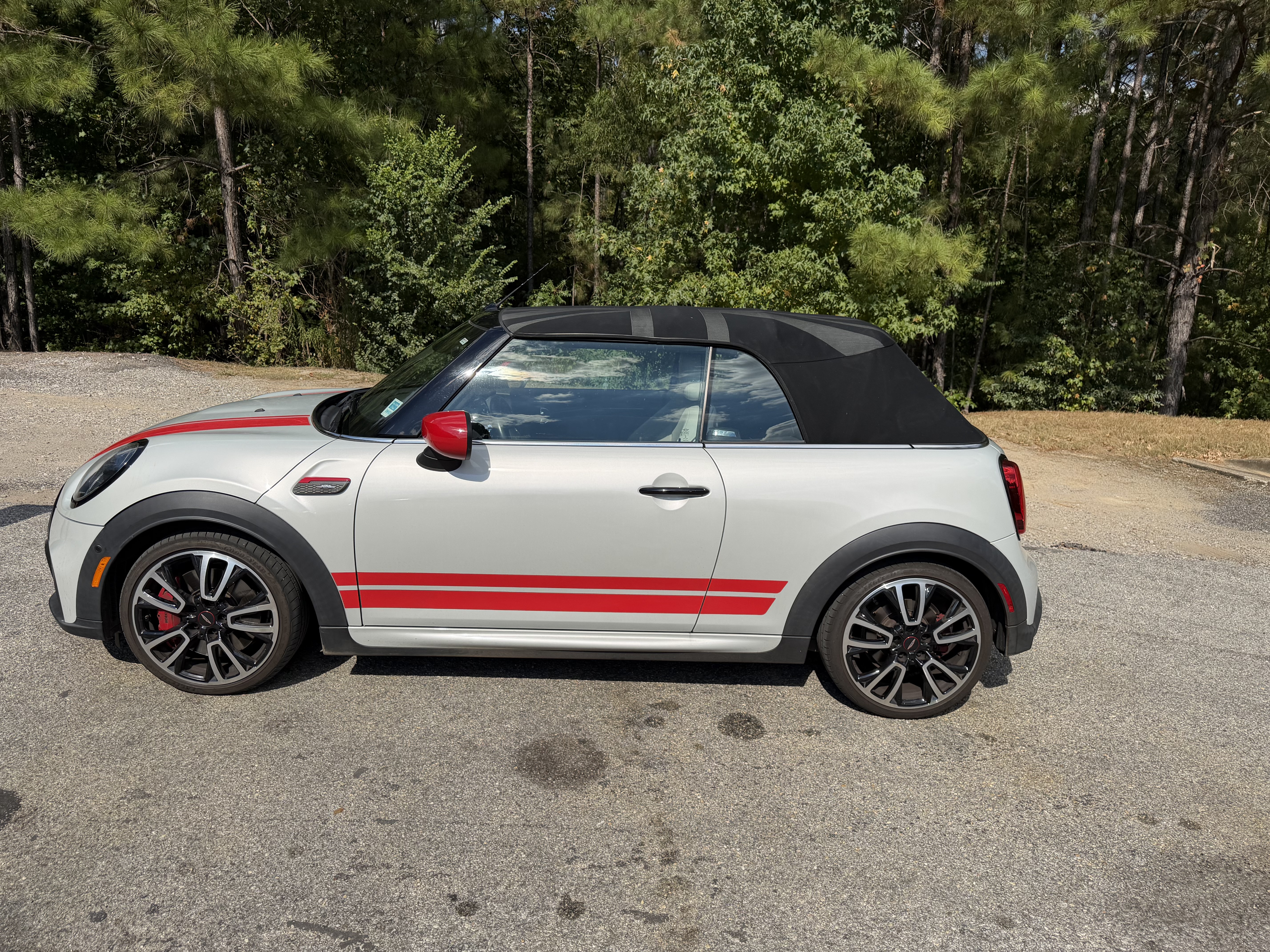Used 2022 MINI Cooper John Cooper Works w/ Driver Assistance Package FWD image 2