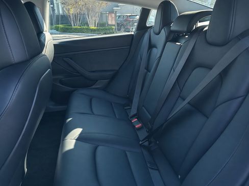 Used 2019 Tesla Model 3 Standard Range Plus image 19