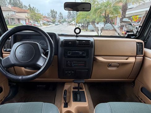 Used 1998 Jeep Wrangler Sahara AWD/4WD image 12