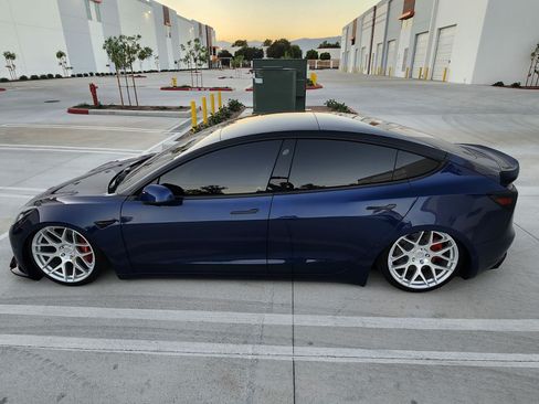 Used 2022 Tesla Model 3 Long Range image 1