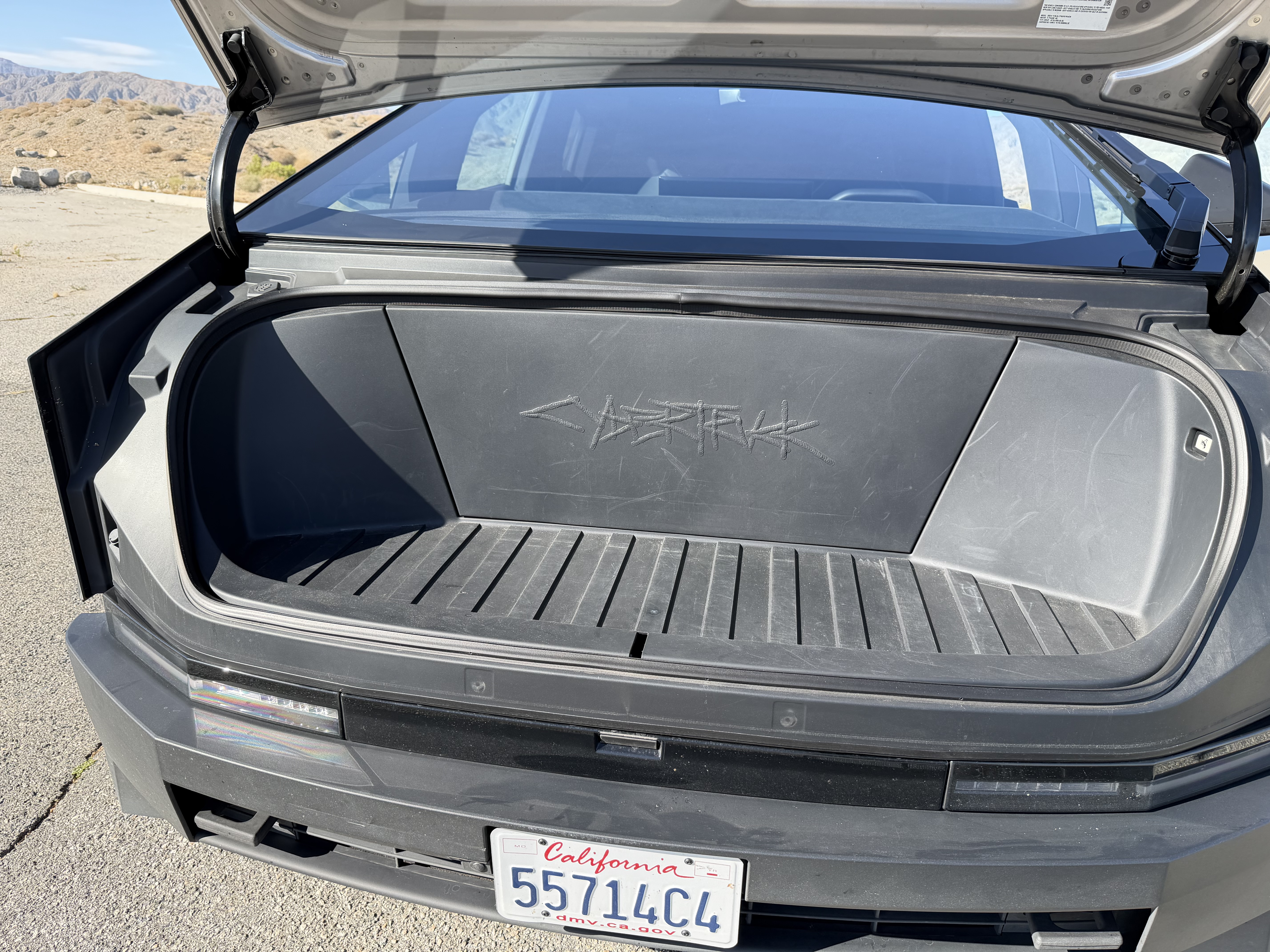 Used 2024 Tesla Cybertruck Cyberbeast AWD/4WD image 9