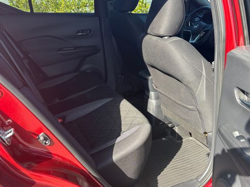 Used 2020 Nissan Kicks SV image 10