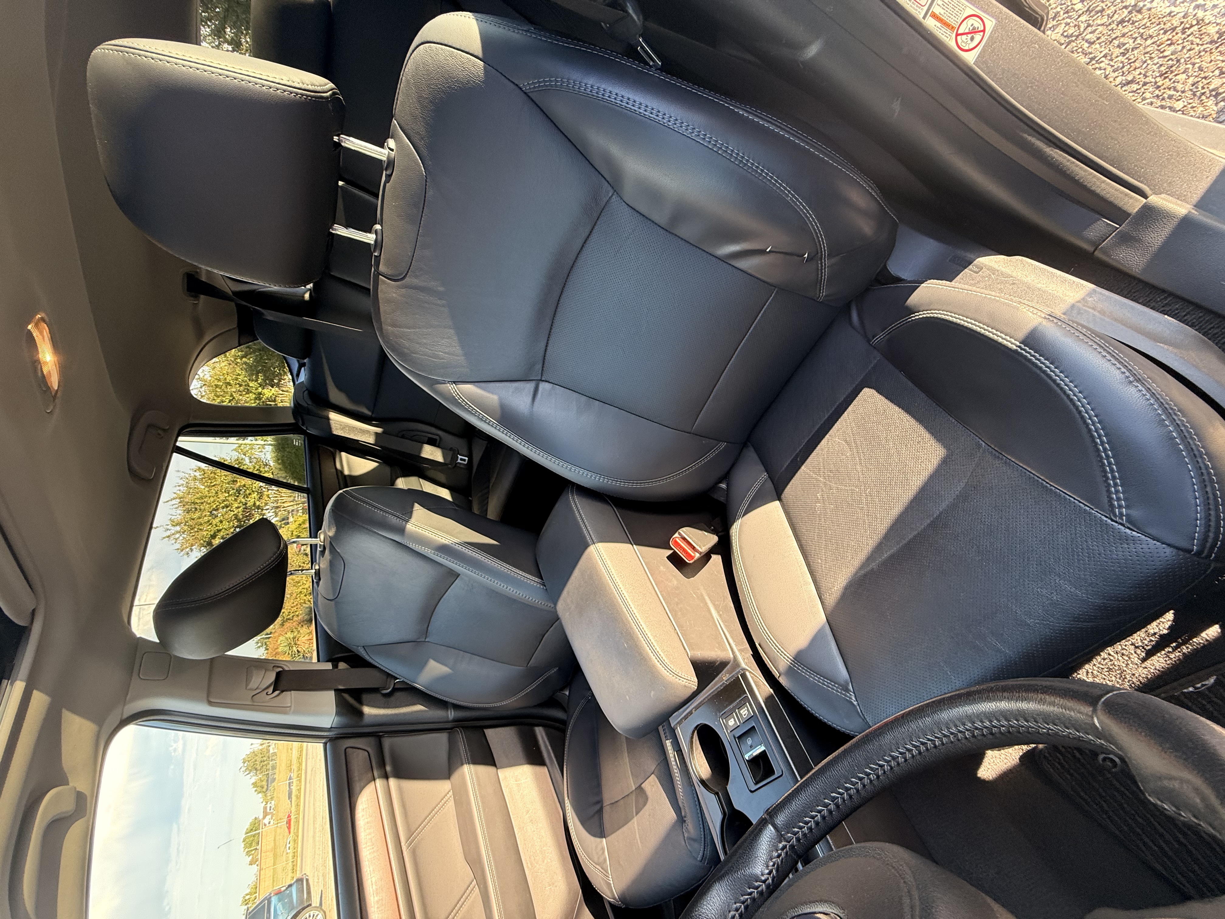 Used 2019 Subaru Outback 2.5i Limited AWD/4WD image 2
