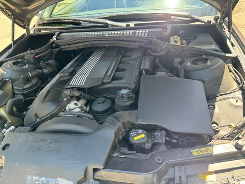 Used 2005 BMW 330Ci Convertible image 8