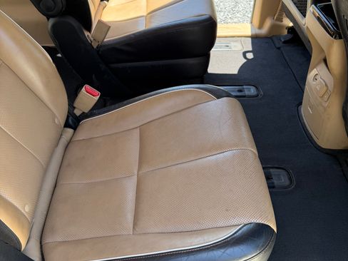 Used 2018 Kia Sedona SX FWD image 13