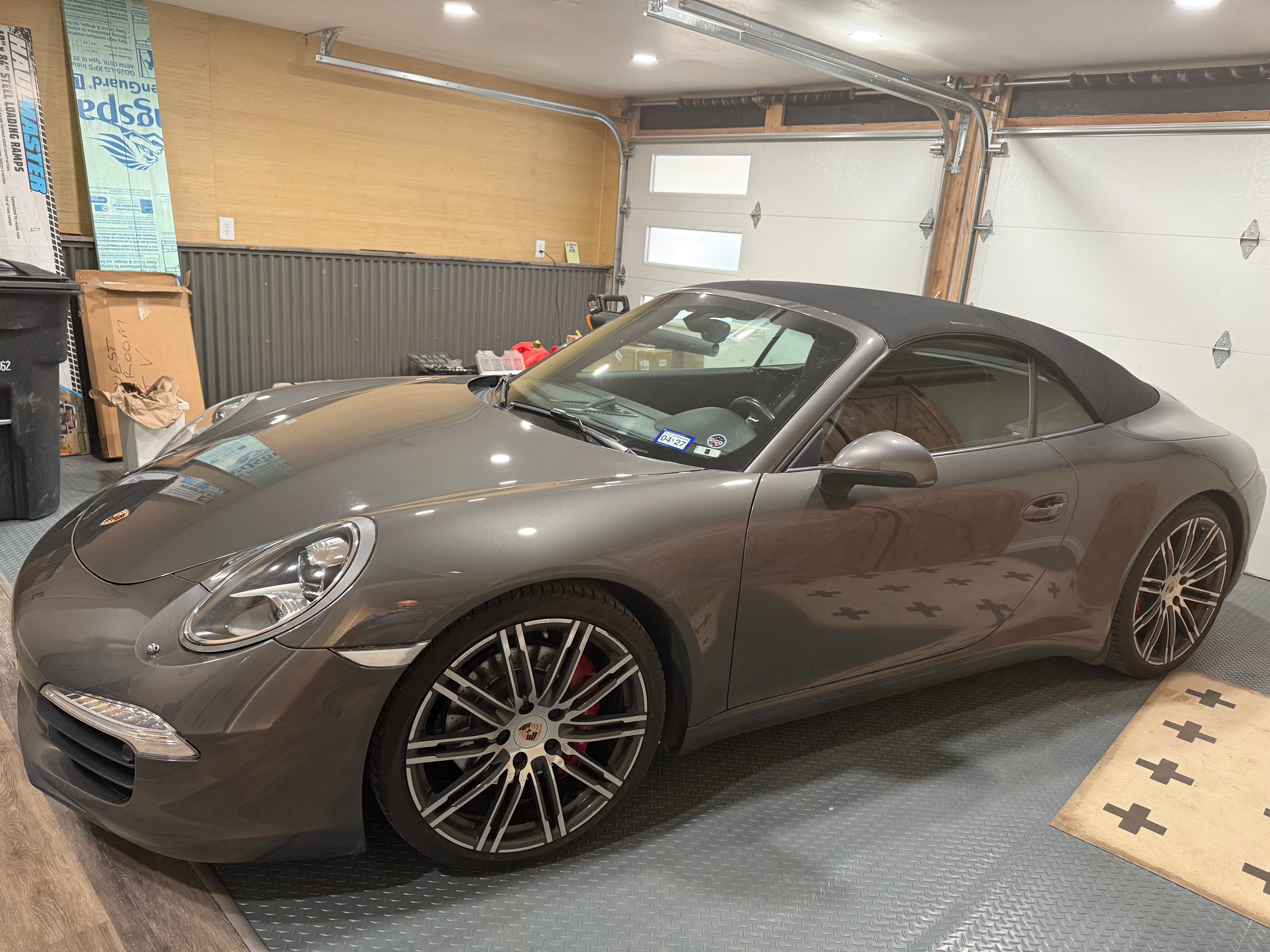 Used 2015 Porsche 911 Carrera S RWD image 1