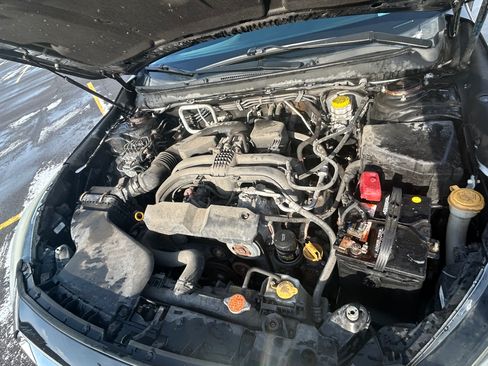 Used 2018 Subaru Outback 2.5i Limited image 16