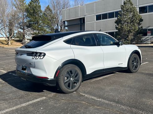 Used 2022 Ford Mustang Mach-E California Route 1 image 4