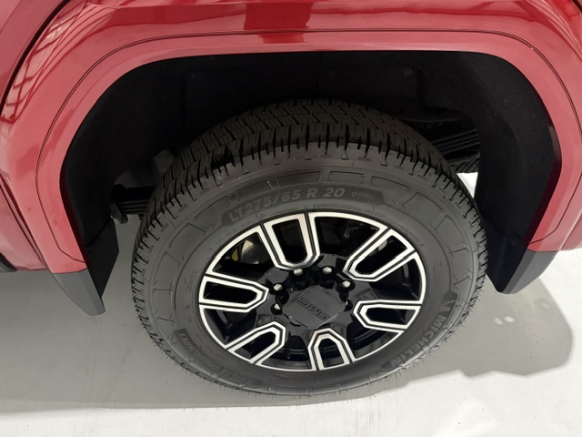 Used 2021 GMC Sierra 2500 Denali w/ Denali Ultimate Package AWD/4WD image 12