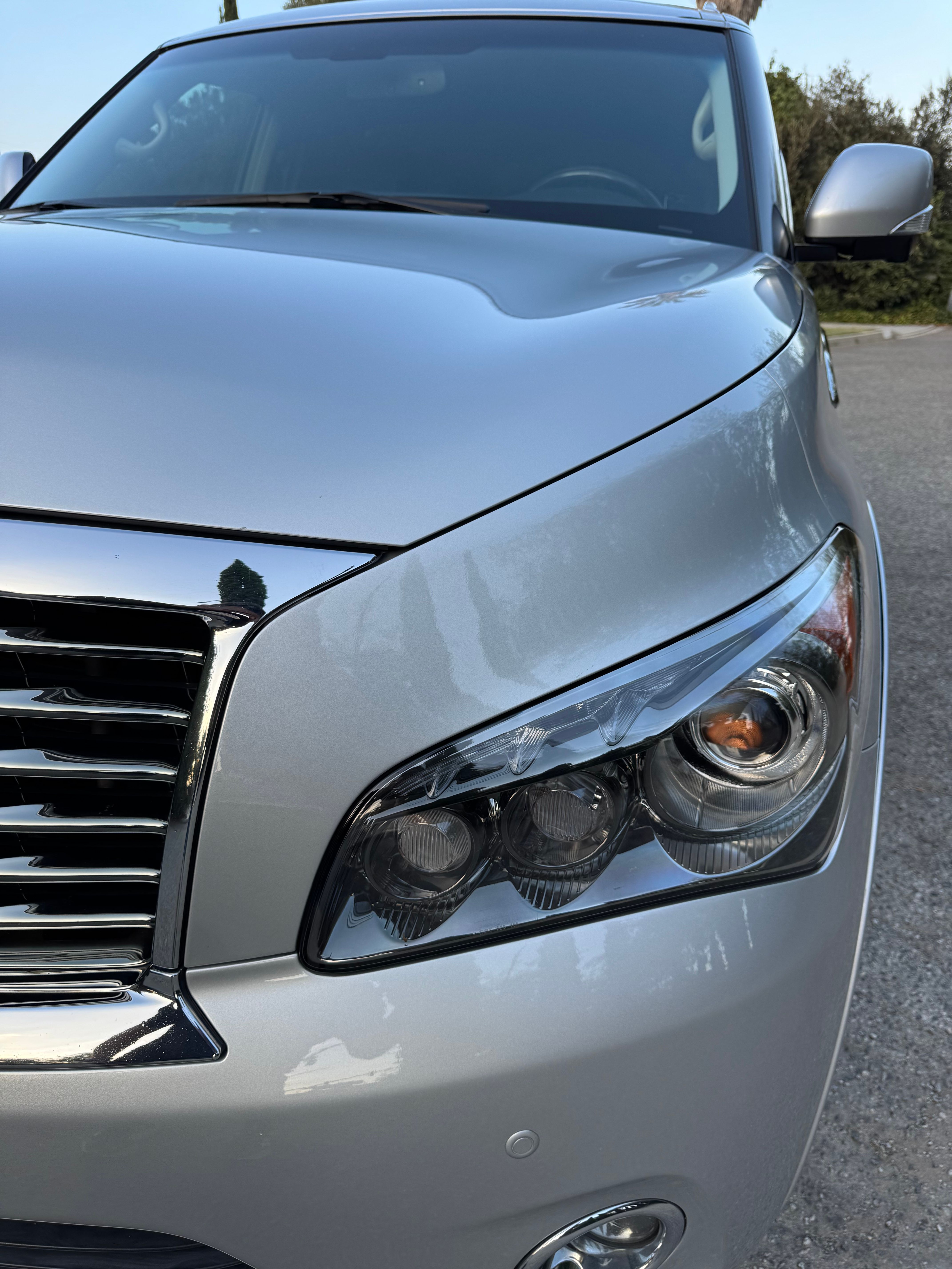 Used 2011 INFINITI QX56 2WD w/ Deluxe Touring Pkg image 18